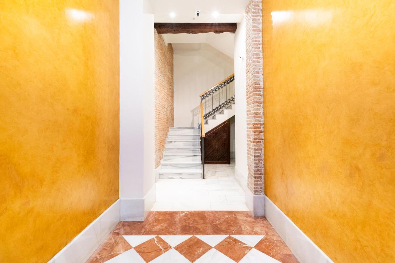 Piso Junto A Mercado De San Agustin Y Catedral En Granada Kültér fotó